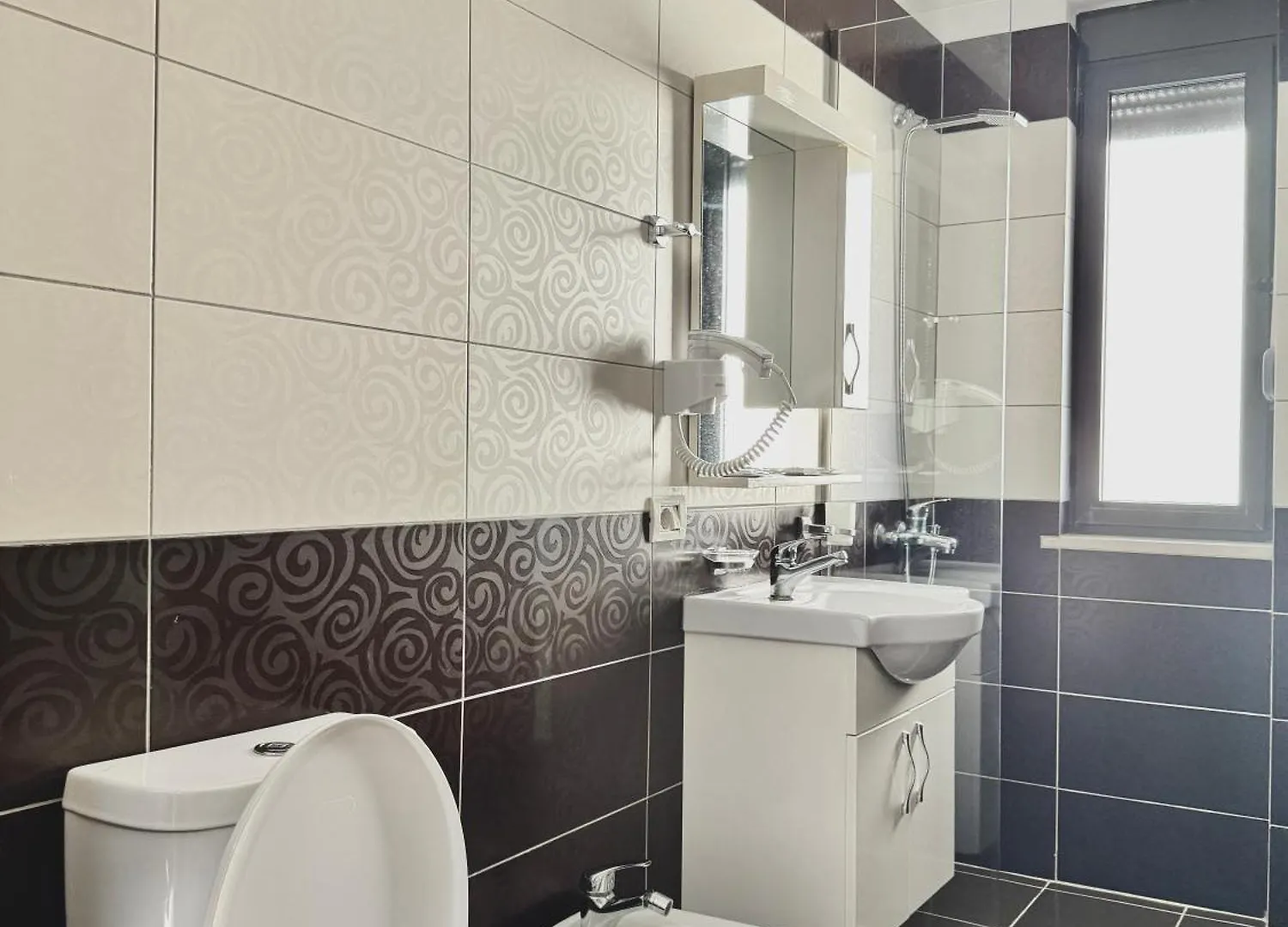 Fishland Seaside Apartments Hotel